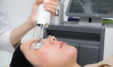 宮井理事長おすすめ施術 | ピコスポット照射